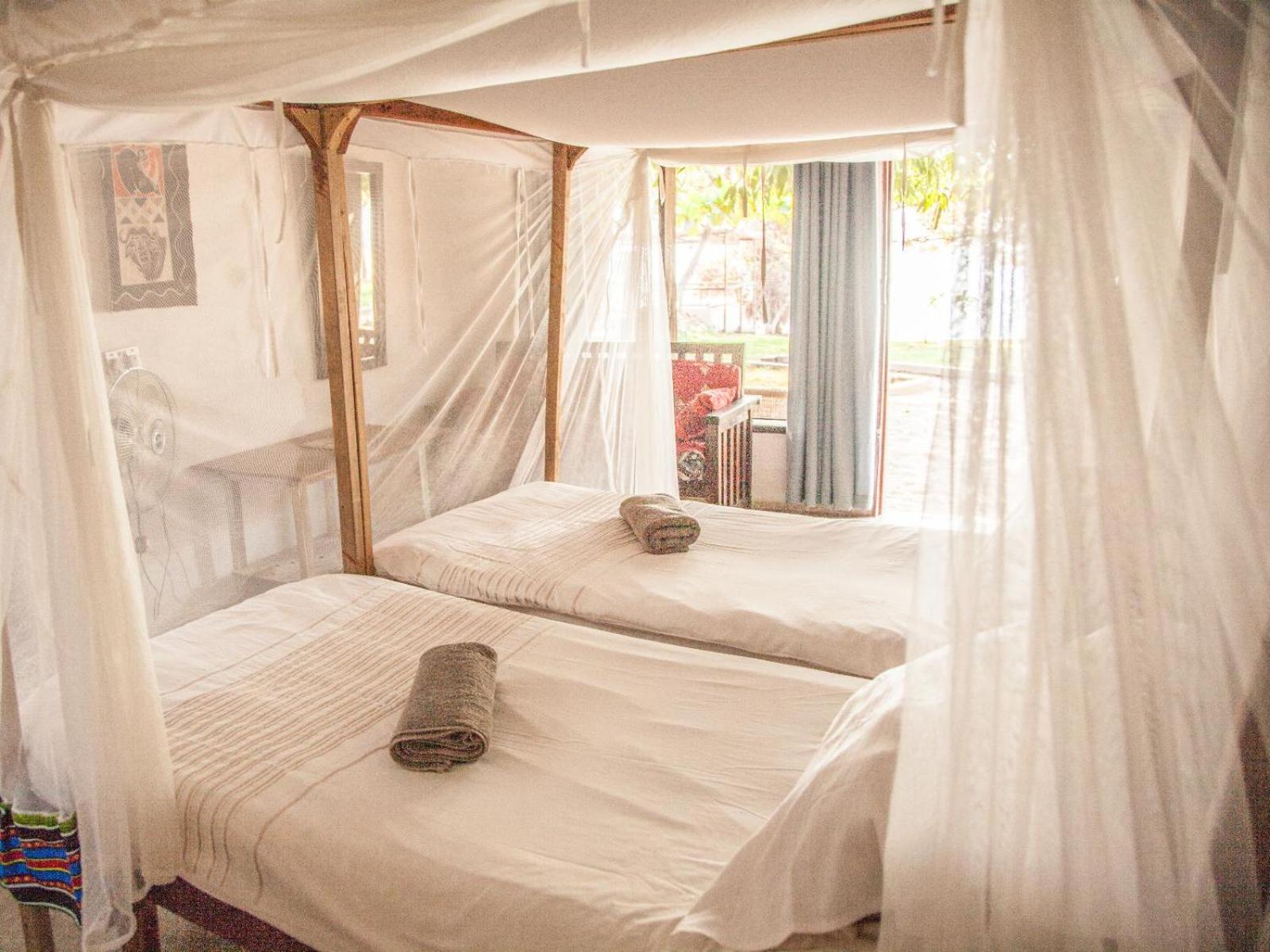 Thumbi View Lodge Cape Maclear Room photo